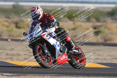 media/Nov-06-2023-Moto Forza (Mon) [[ce023d0744]]/3-Intermediate Group/Session 5 (Turn 4)/